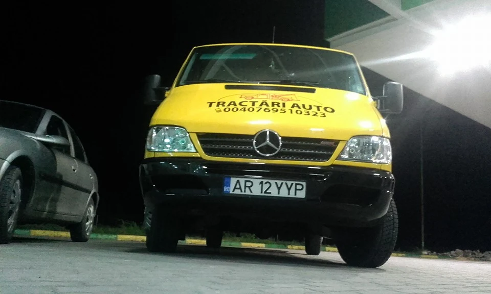 Tractari Platforma Auto Nadlac: 0769510323