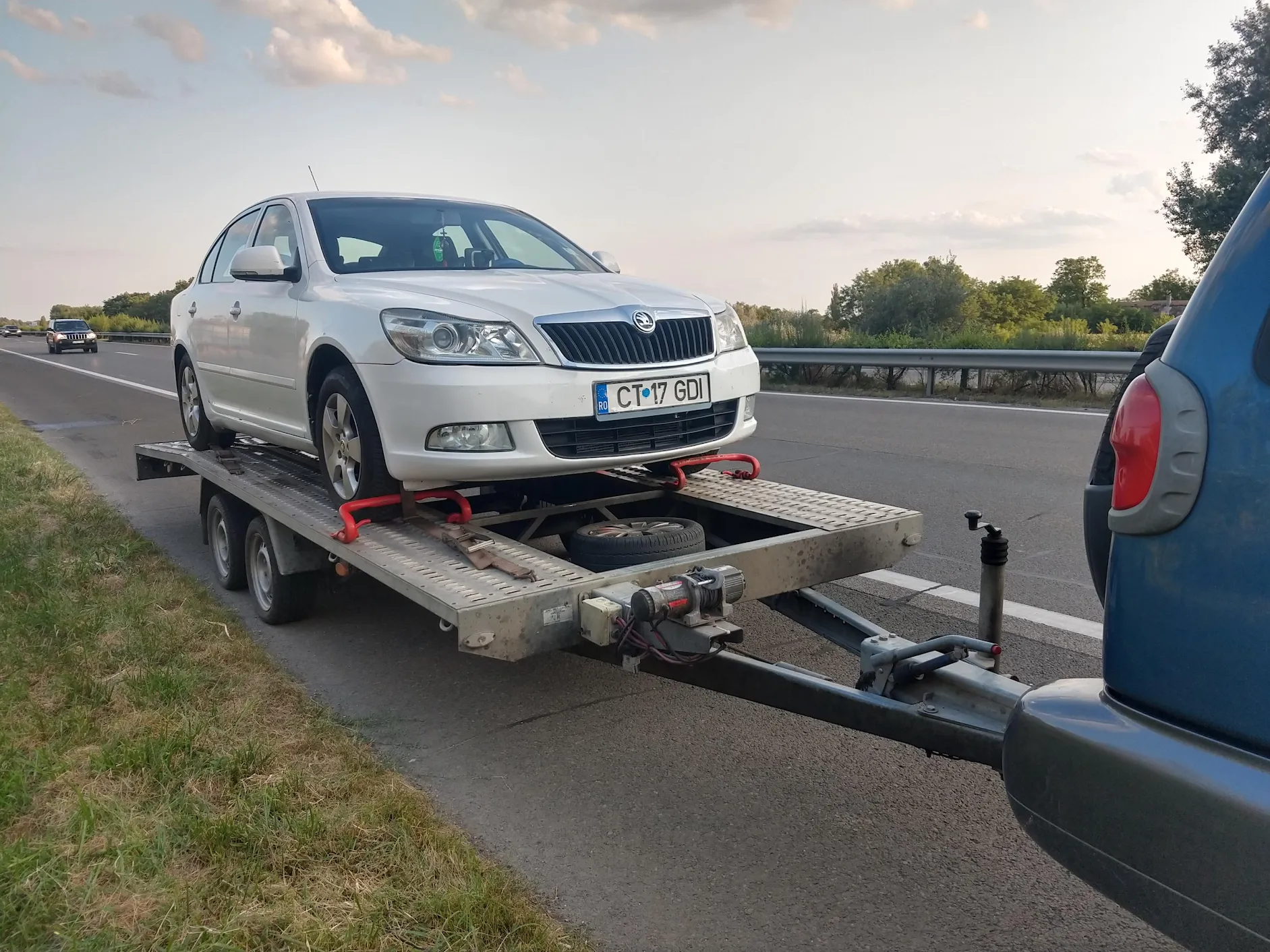 Tractari Platforma Auto Nadlac: 0769510323